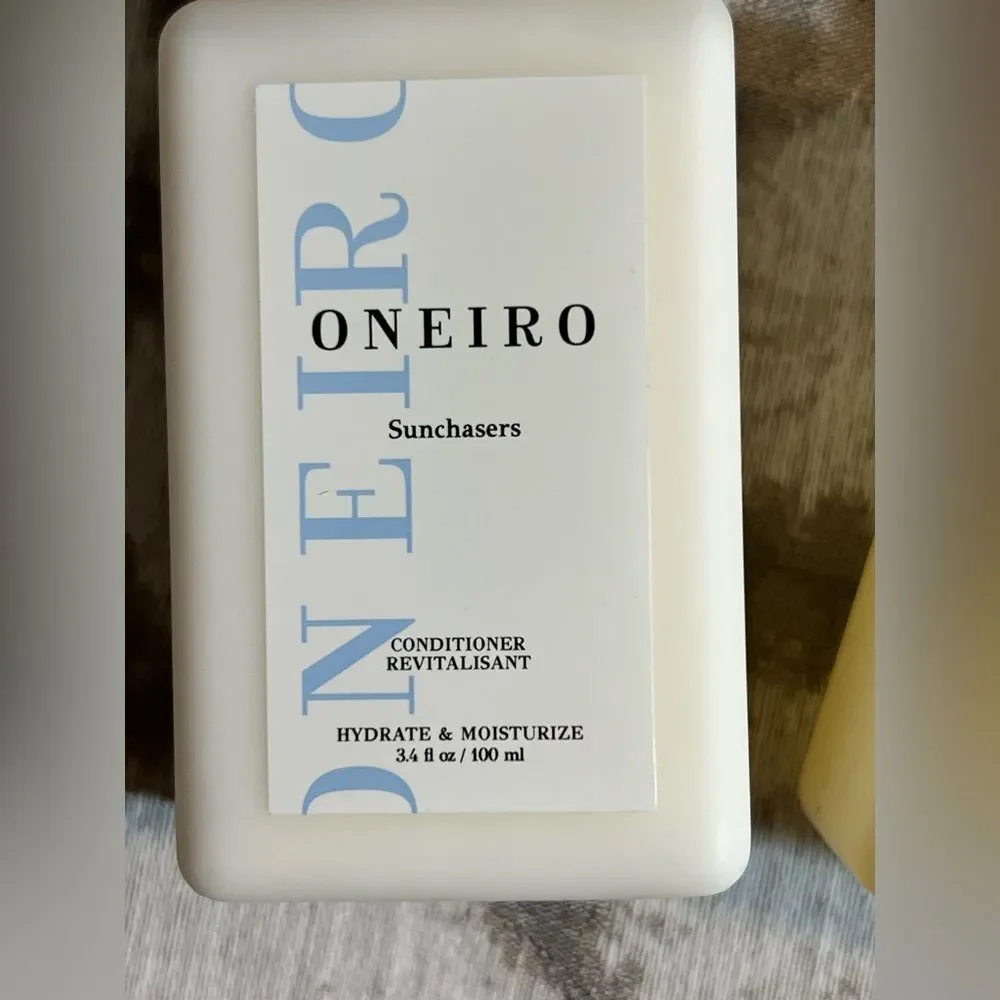 Oneiro Sunchasers Hydrate & Moisturize Set shampoo and conditioner- 2 pc set